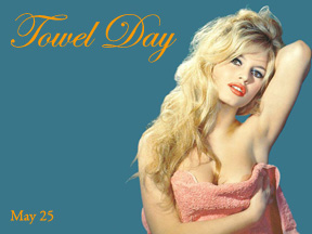 Towel Day: Brigitte Bardot